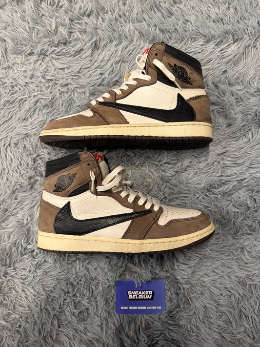 Jordan 1 high x Travis Scott “mocha” / size 43 / Pre-Loved