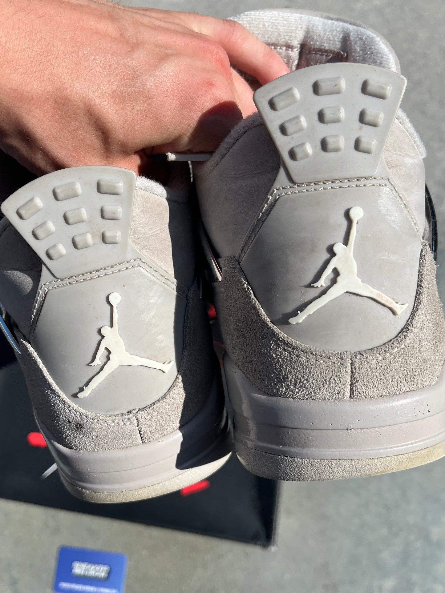 Jordan 4 frozen moments | 44