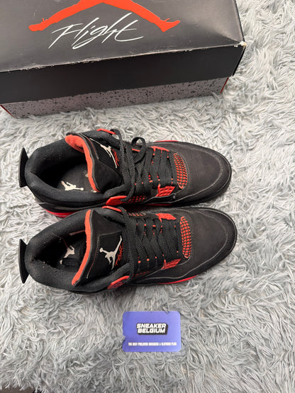 Jordan 4 “red thunder” / size 44 / Pre-Loved